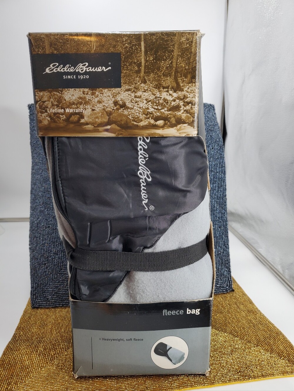 Eddie Bauer Fleece Bag 33 in x 75 in, Heavyweight Soft Fleece Zip Pocket New (1)
